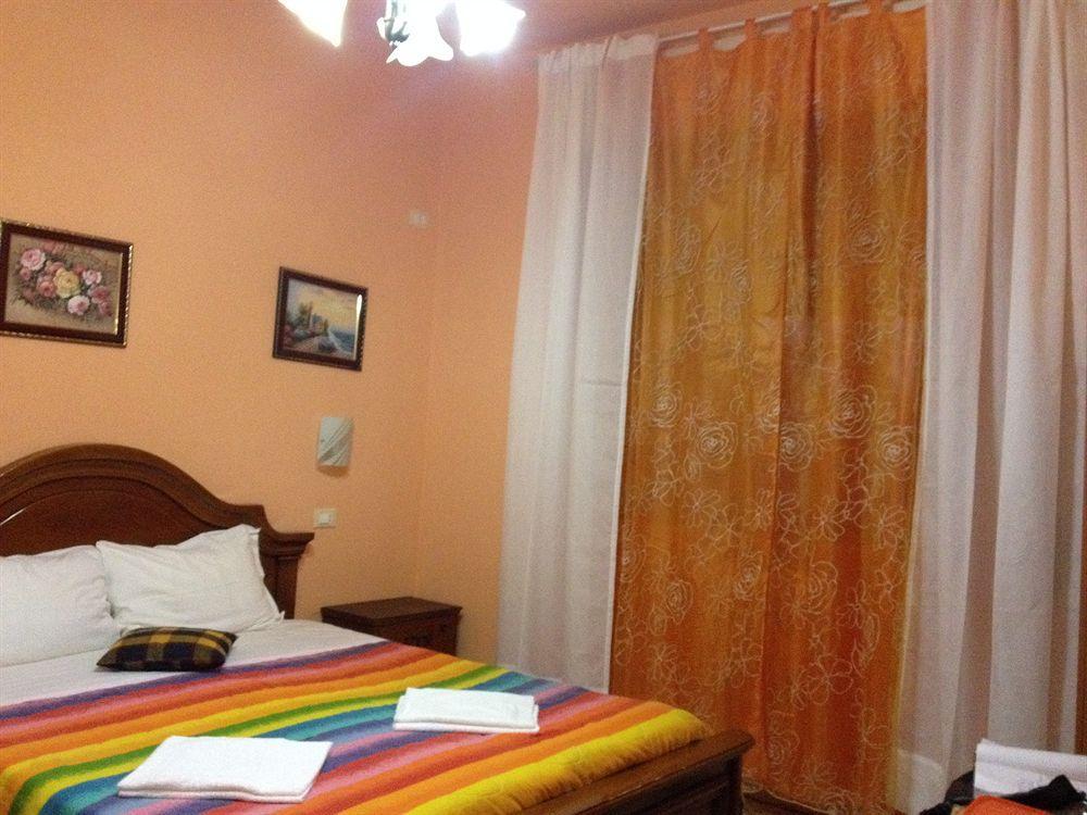 A Casa Doina Airport2 Bed and Breakfast Πίζα Εξωτερικό φωτογραφία