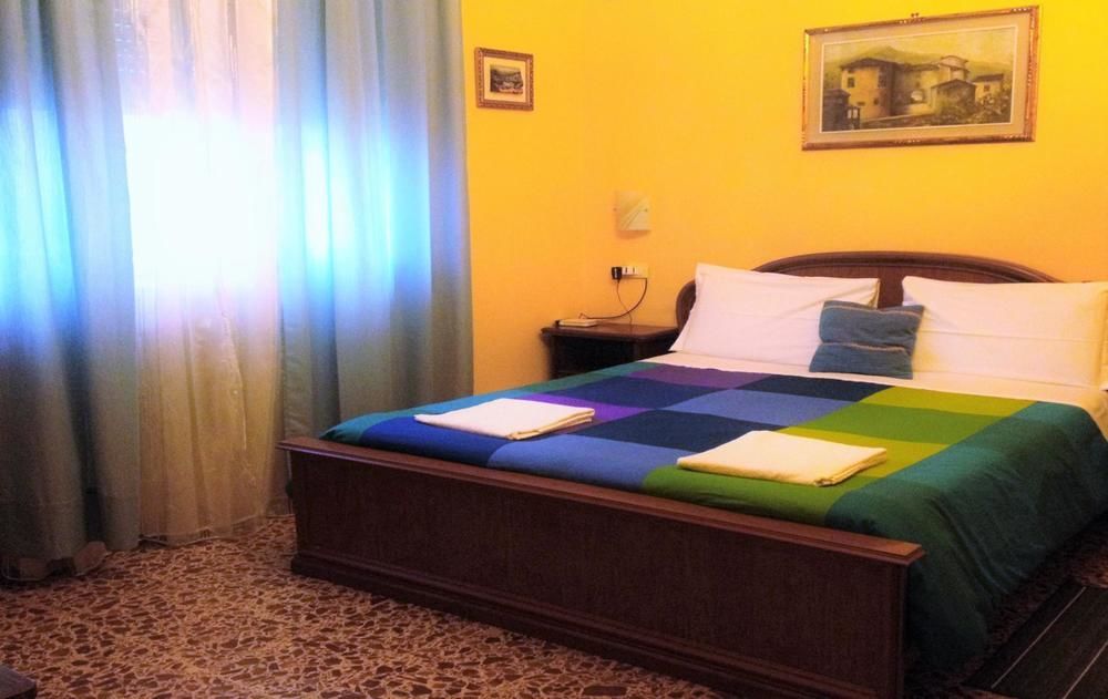 A Casa Doina Airport2 Bed and Breakfast Πίζα Εξωτερικό φωτογραφία