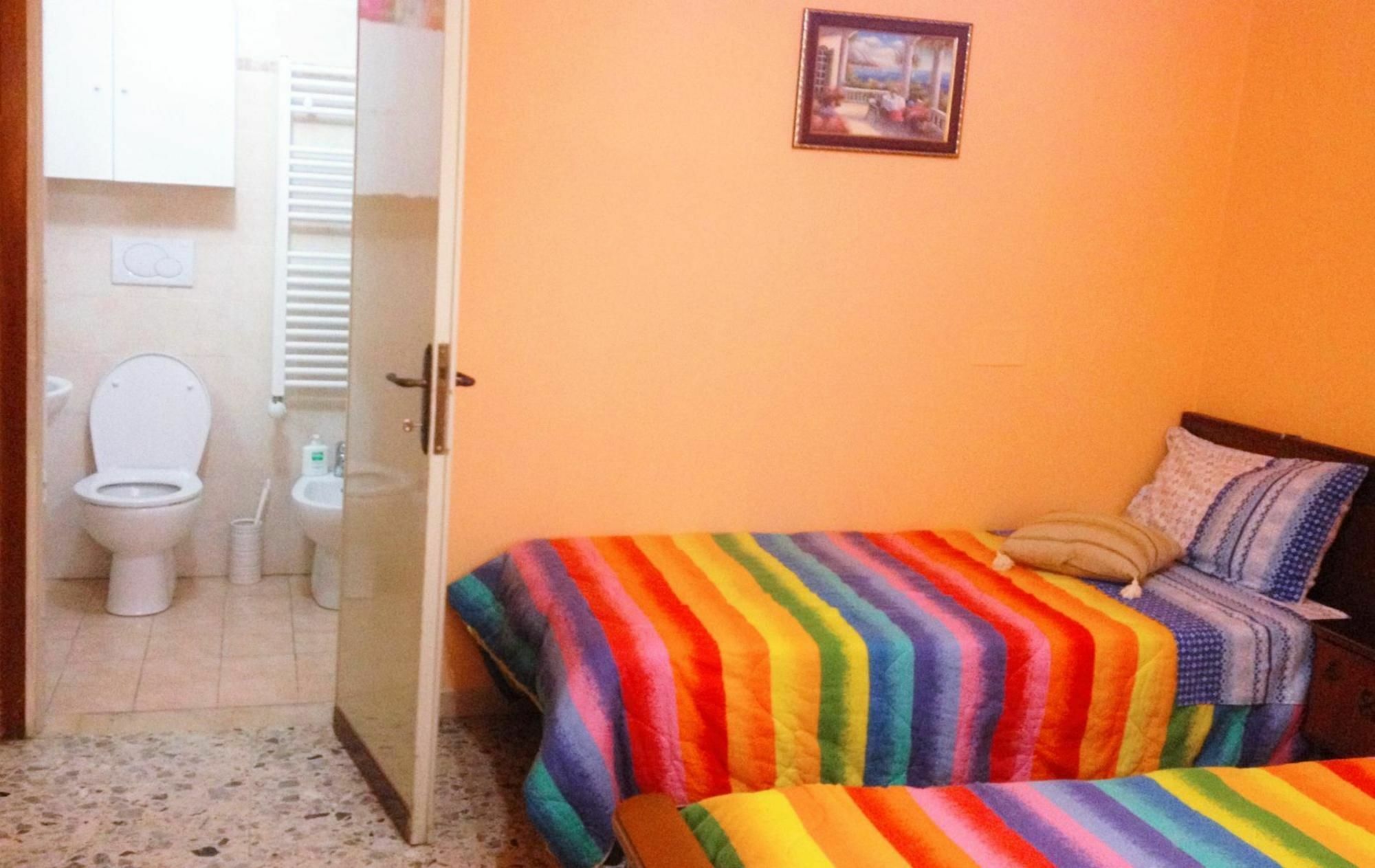 A Casa Doina Airport2 Bed and Breakfast Πίζα Εξωτερικό φωτογραφία