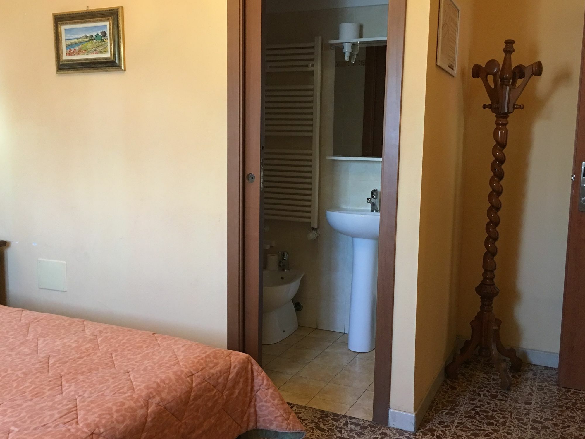 A Casa Doina Airport2 Bed and Breakfast Πίζα Εξωτερικό φωτογραφία